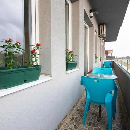 Jana Apartmani Belgrado Esterno foto