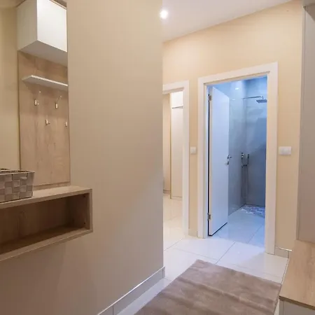 Jana Apartmani Belgrado Esterno foto