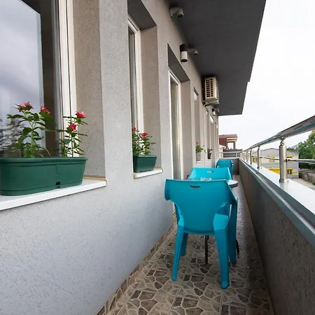 Jana Apartmani Belgrado Esterno foto