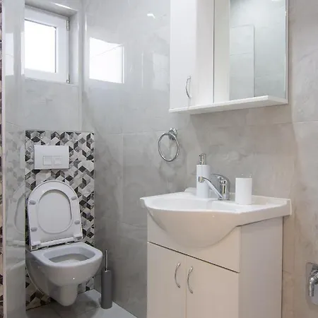 Jana Apartmani Belgrado Esterno foto