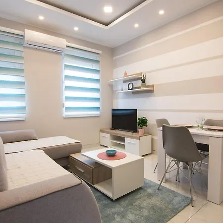 Jana Apartmani Belgrado Esterno foto
