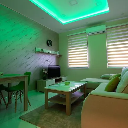 Jana Apartmani Belgrado Esterno foto